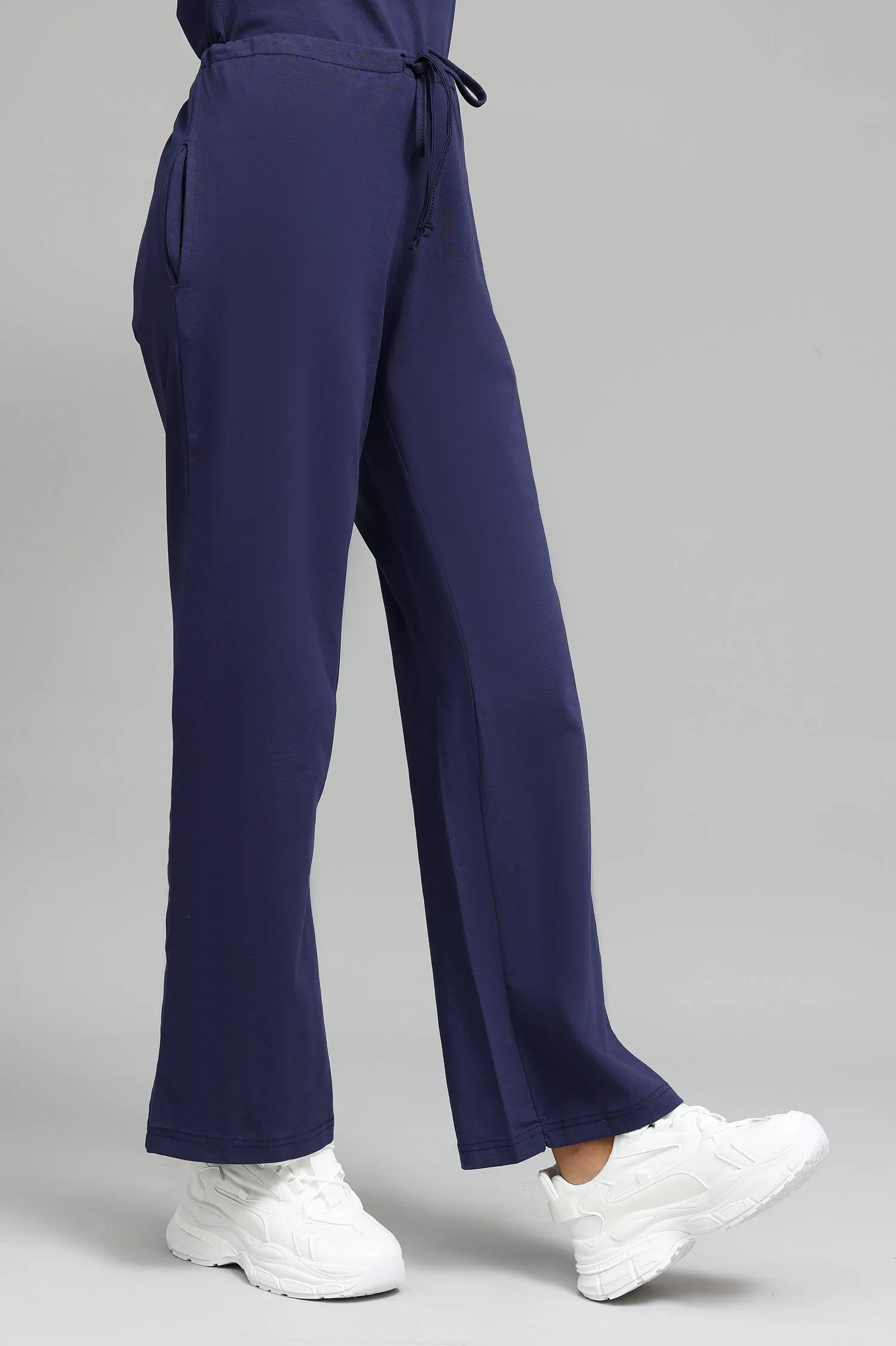 HIGH-STRETCH RELAXED FITNESS TROUSERS-NAVY