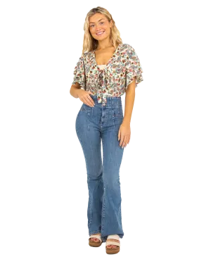 Jayde Flare Jeans in Sunburst Blue