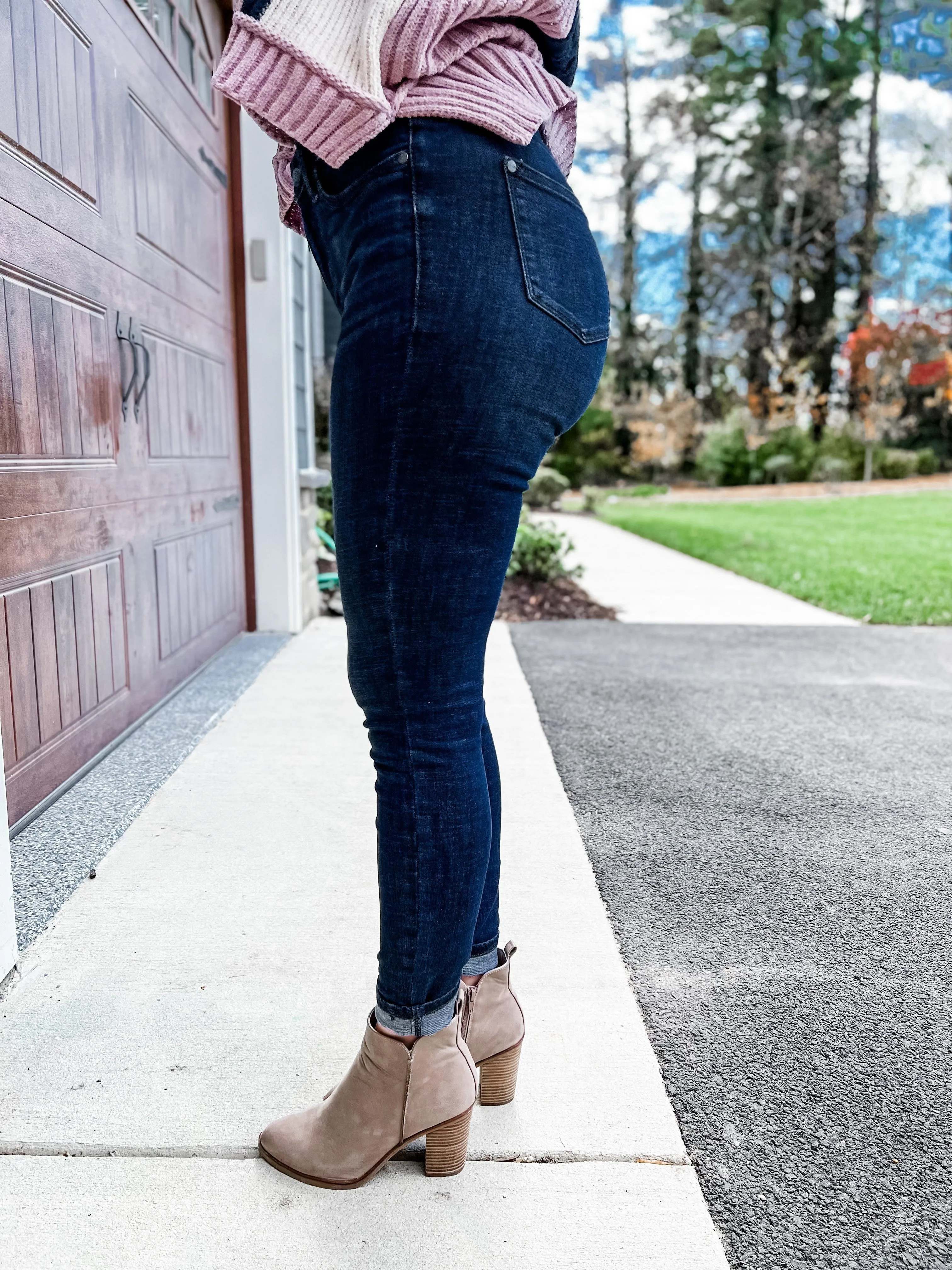Judy Blue Non-Distressed Super Dark Tummy Control skinny