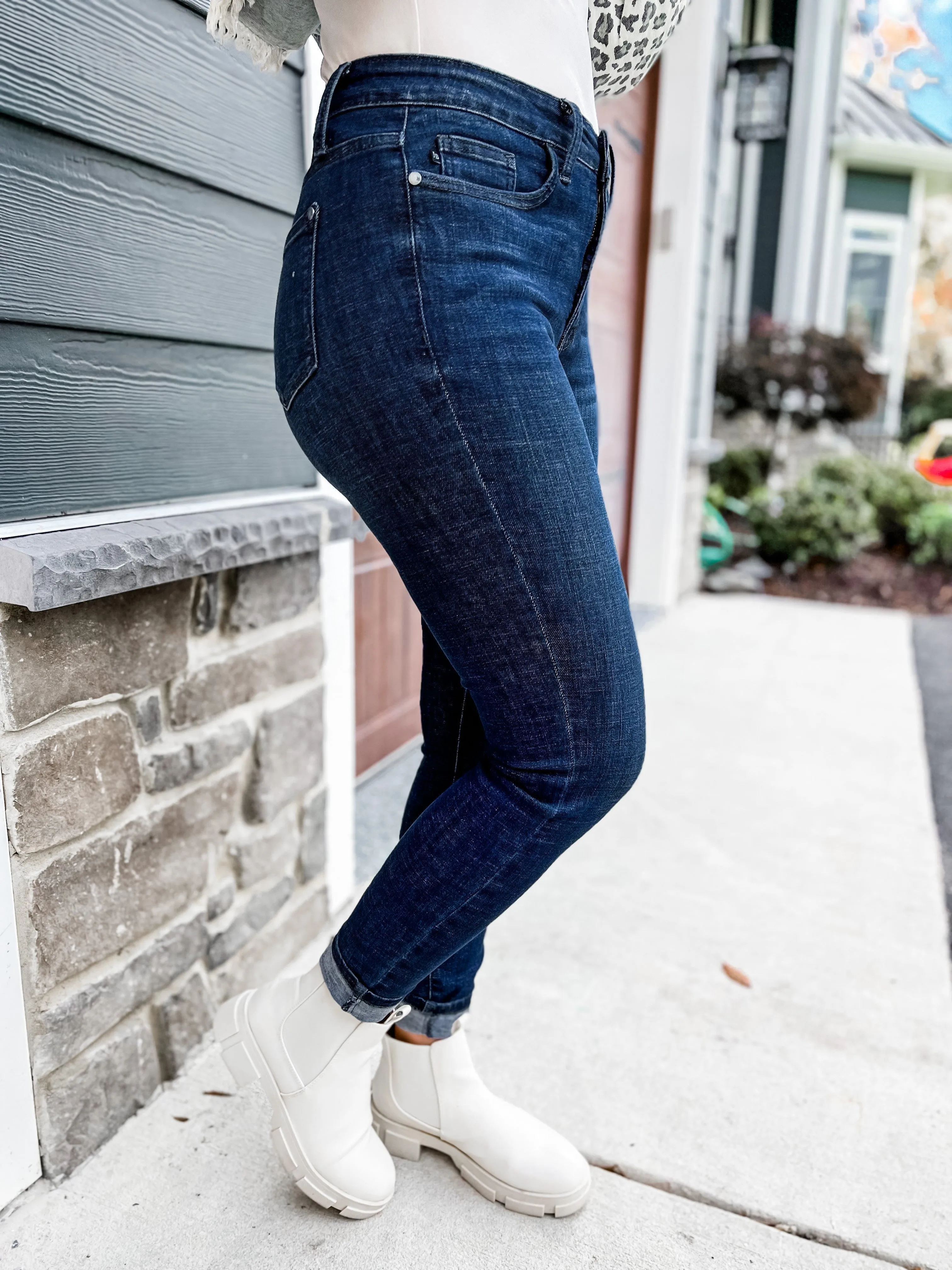 Judy Blue Non-Distressed Super Dark Tummy Control skinny