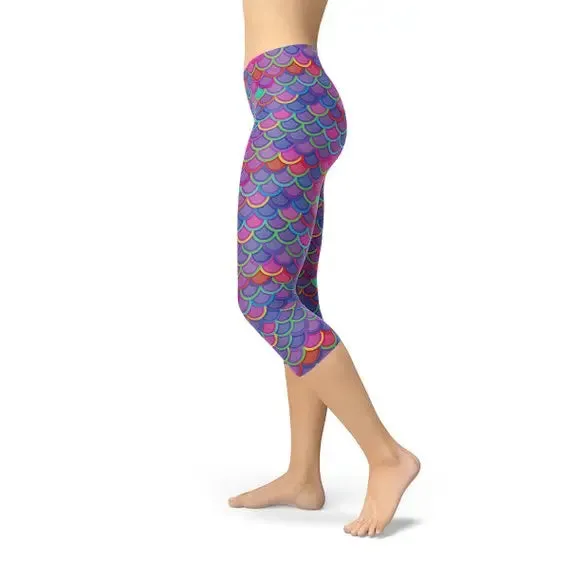 Mermaid Magic Women's Capri Leggings in Charming Lavender and Coral