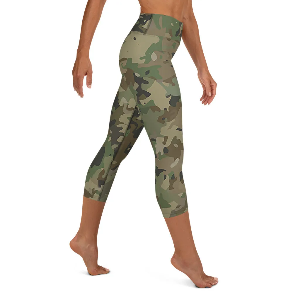 Military print capri for woman