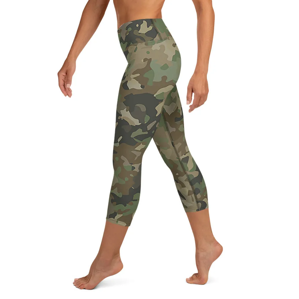 Military print capri for woman