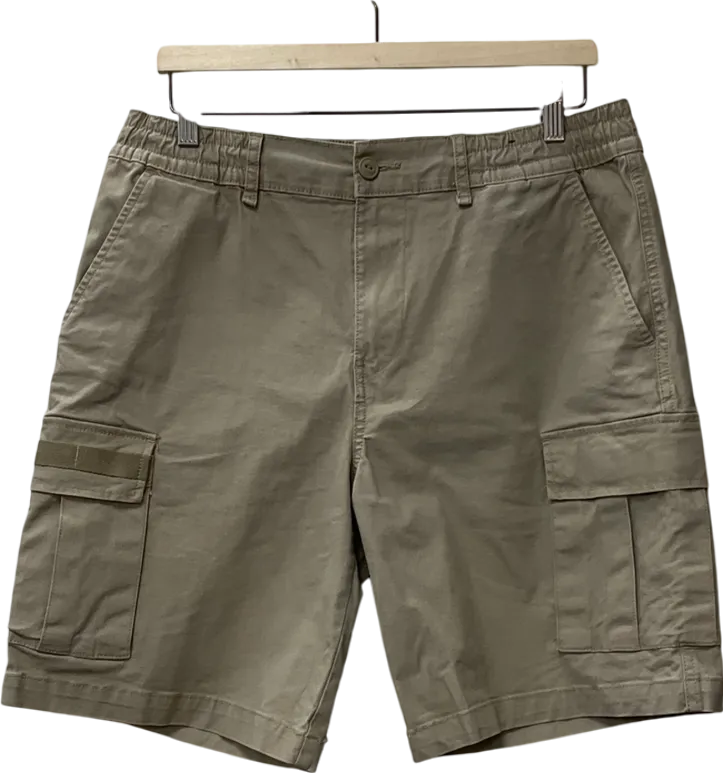 Pull&Bear Green Bermuda Shorts With Multiple Pockets UK 14