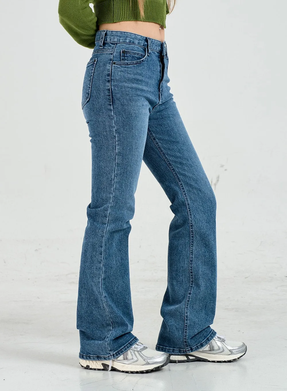 Semi Bootcut Denim Pants CO12