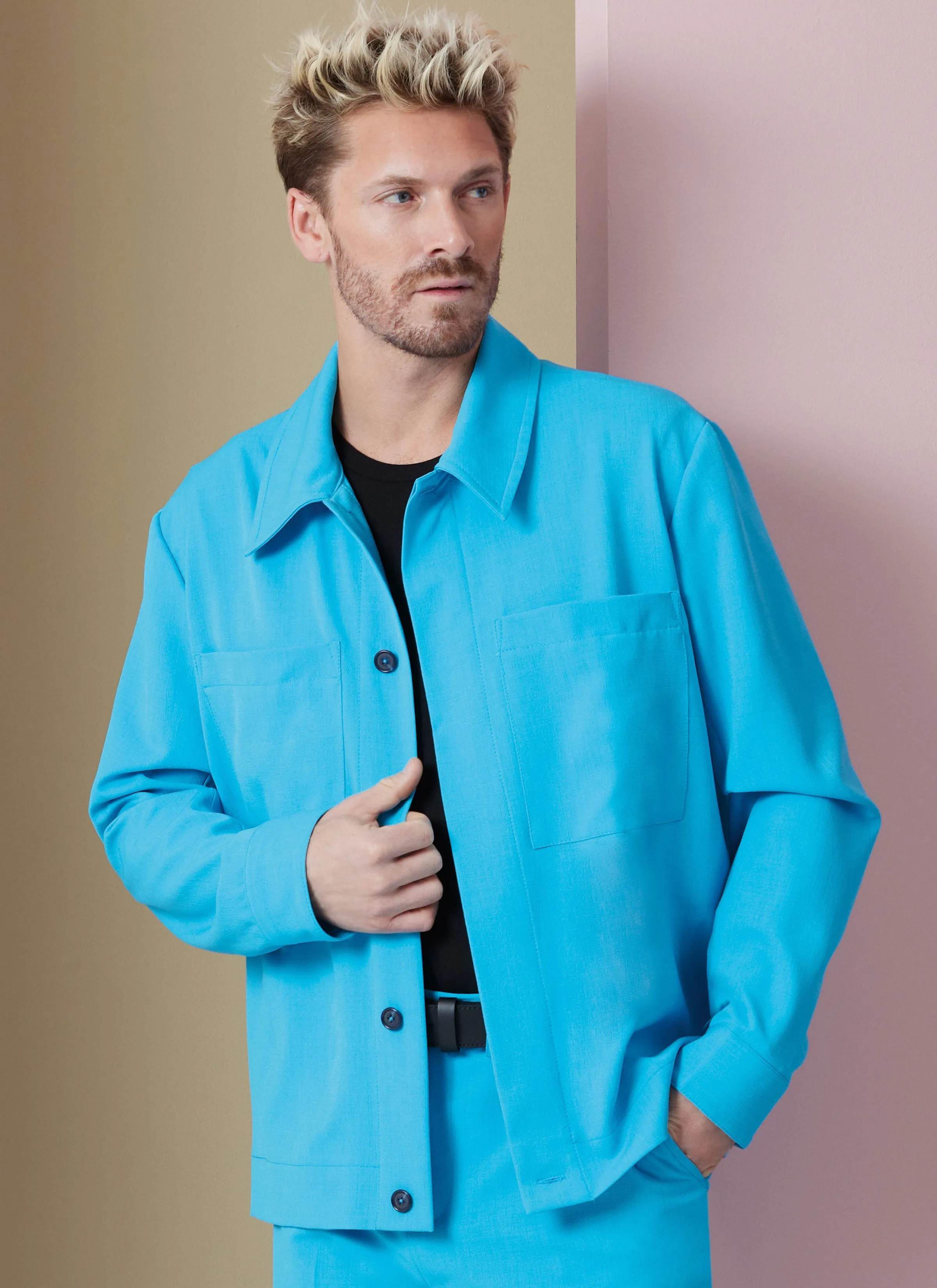 Vogue Sewing Pattern 2022 Men's Jackets, Shorts and Trousers